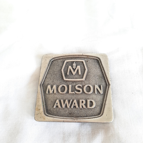 Molson Award Belt Buckle - Picture 1 of 3